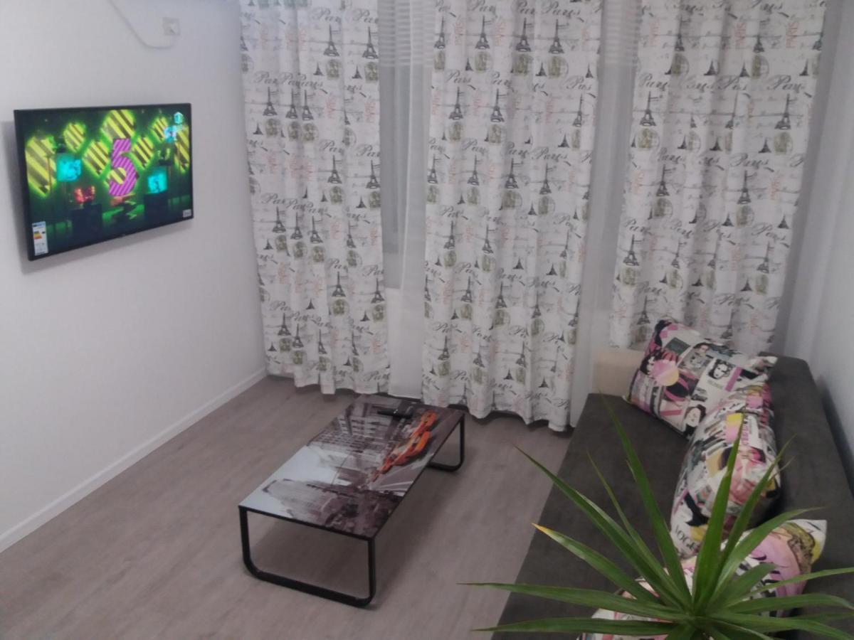 Maia Apartment Navodari Bagian luar foto